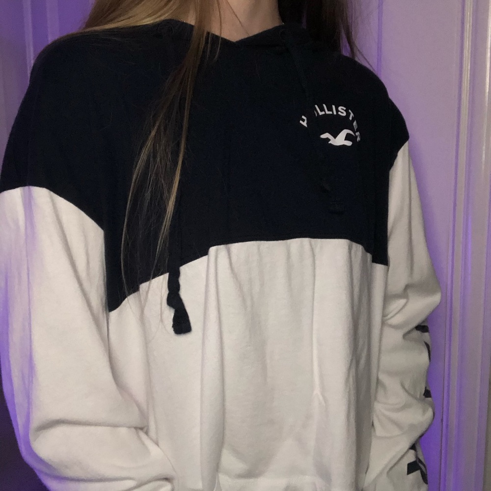 Hollister long sleeve shirt
